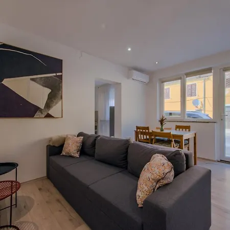 Apartment Cukar *